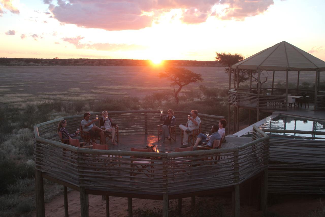 Suricate Tented Kalahari Lodge Hoachanas Esterno foto